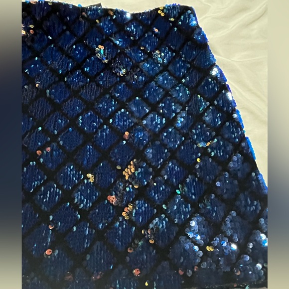 Urban Outfitters Geo Pattern  Sequin mini skirt Size small - Picture 6 of 8